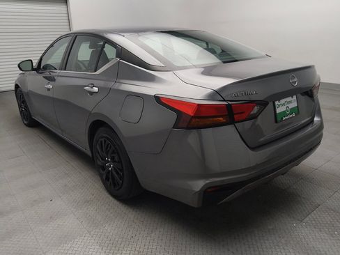 Used 2024 Nissan Altima 2.5 S FWD image 5