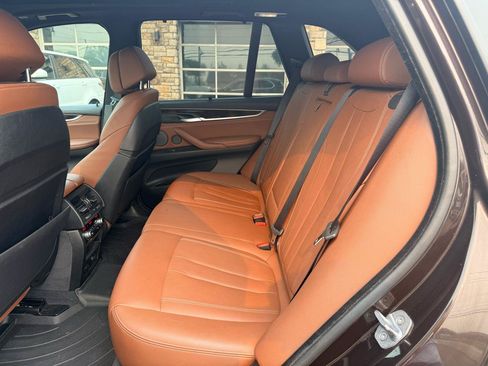 Used 2018 BMW X5 xDrive50i w/ M Sport Package AWD/4WD image 11