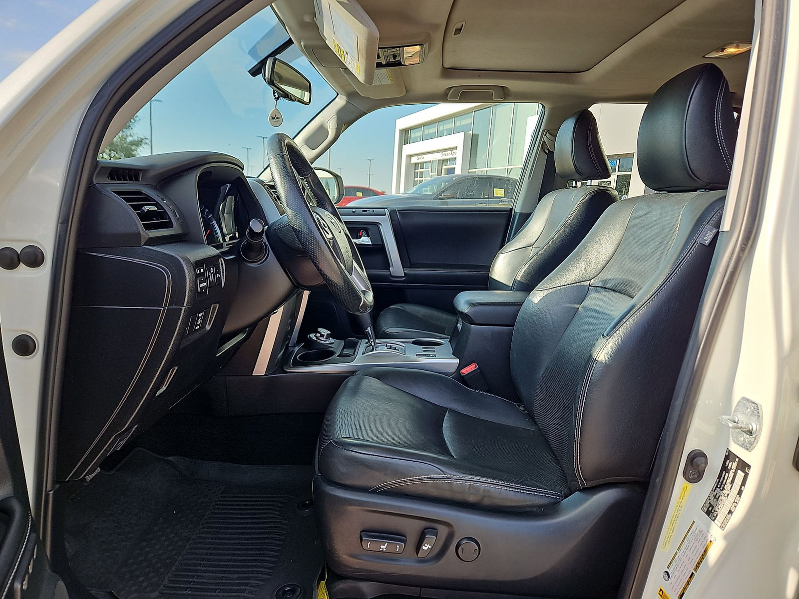 Used 2015 Toyota 4Runner Limited AWD/4WD image 16