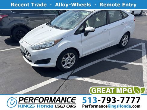 Used 2014 Ford Fiesta SE image 1