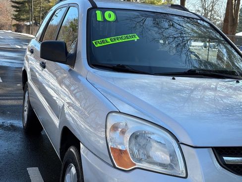 Used 2010 Kia Sportage LX image 11