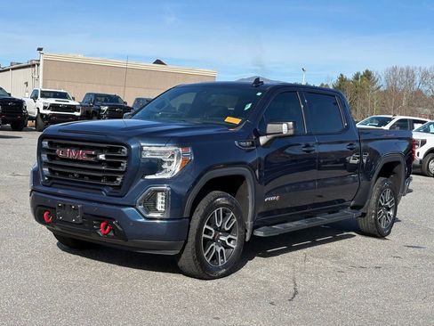 Used 2020 GMC Sierra 1500 AT4 w/ AT4 Premium Package image 2