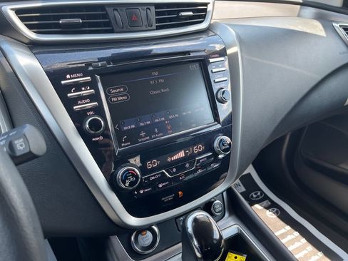 Used 2024 Nissan Murano SV w/ SV Midnight Edition Package AWD/4WD image 17