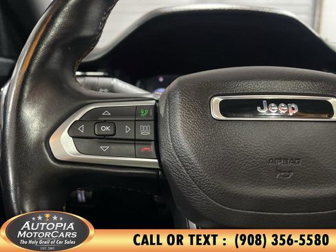 Used 2022 Jeep Compass Limited w/ (RED) Package image 32