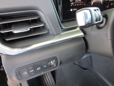 New 2027 GMC Terrain Elevation w/ Elevation Premium Package FWD image 28
