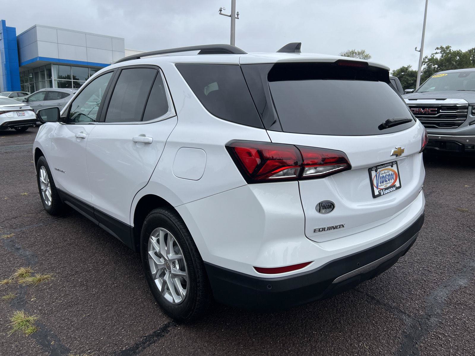 Used 2024 Chevrolet Equinox LT AWD/4WD image 5