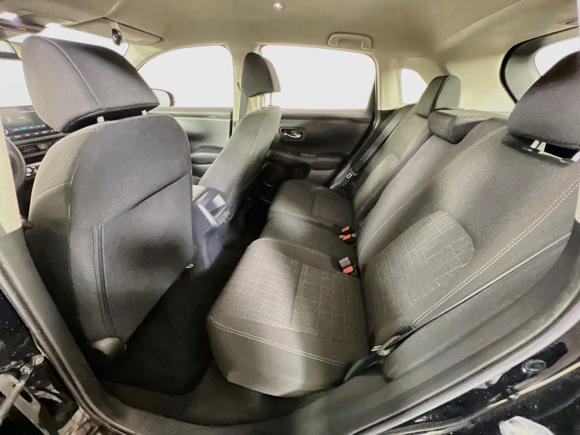 Used 2023 Honda HR-V LX image 22