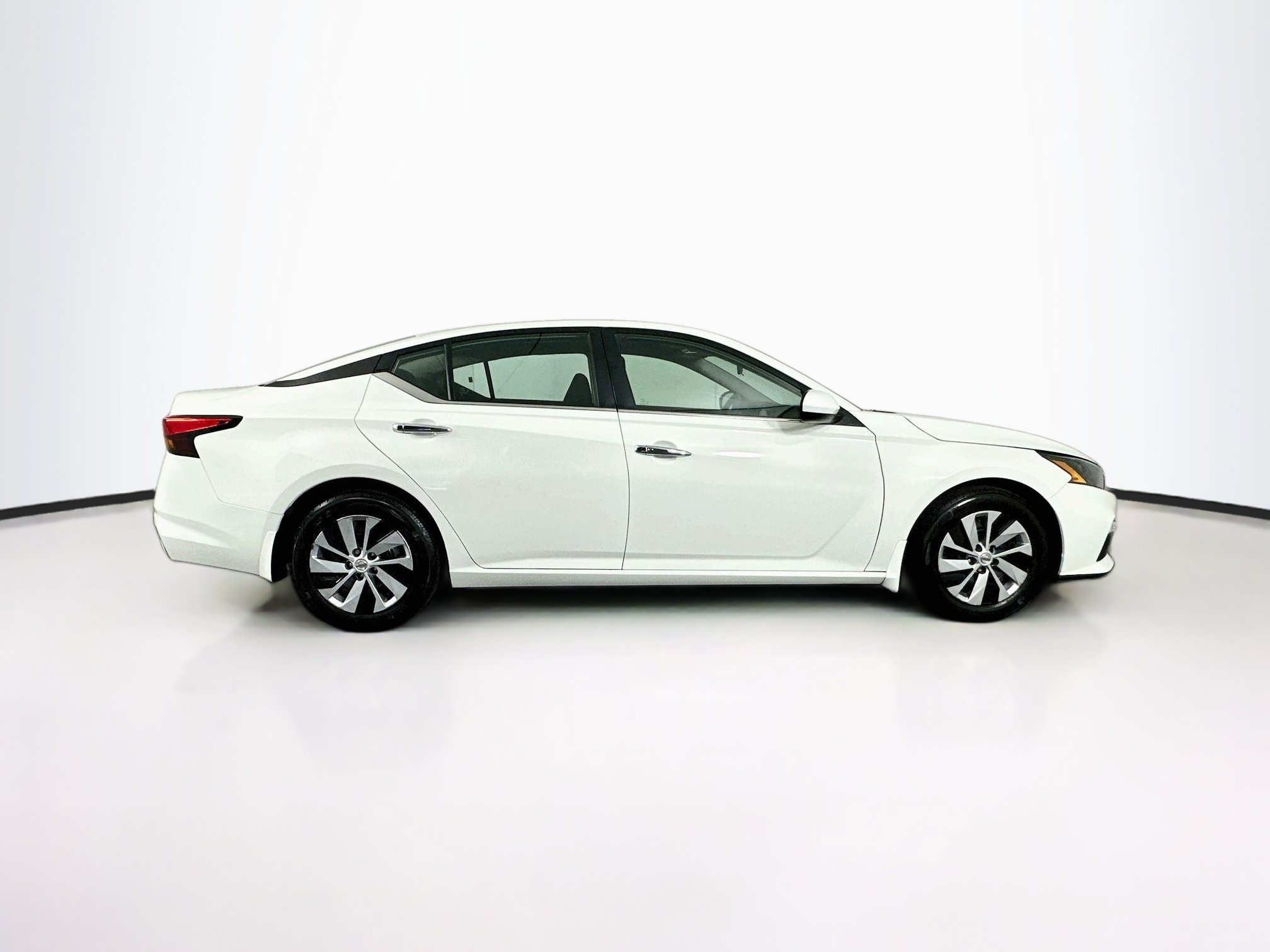 Used 2022 Nissan Altima 2.5 S FWD image 10
