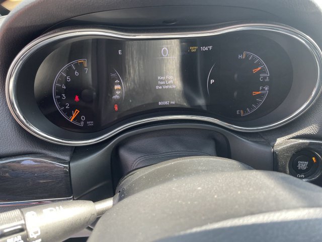 Used 2021 Jeep Grand Cherokee Trailhawk AWD/4WD image 12