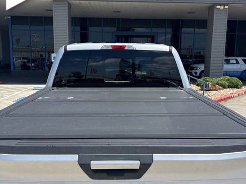 Used 2018 Ford F150 XLT w/ Equipment Group 302A Luxury AWD/4WD image 4