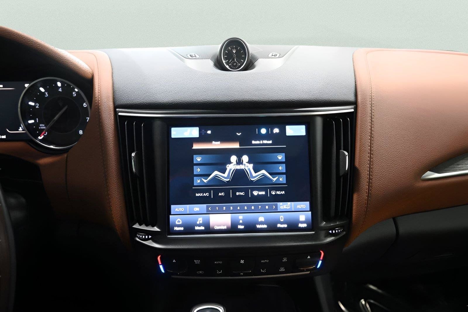 Used 2023 Maserati Levante GT AWD/4WD image 23