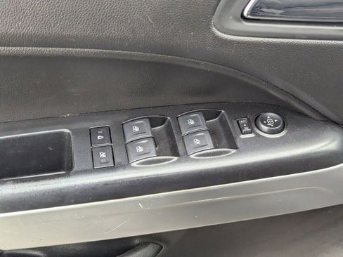 Used 2019 Chevrolet Colorado LT image 22