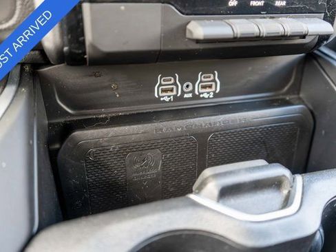 Used 2025 RAM 1500 Big Horn AWD/4WD image 29