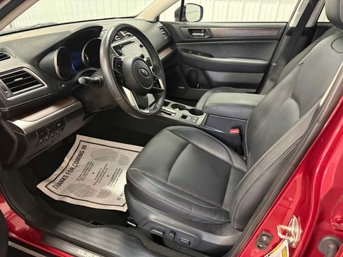 Used 2018 Subaru Outback 2.5i Limited AWD/4WD image 19