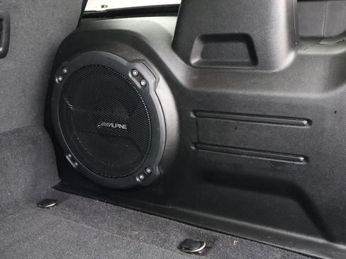 Used 2021 Jeep Wrangler Unlimited Sahara w/ Cold Weather Group image 23