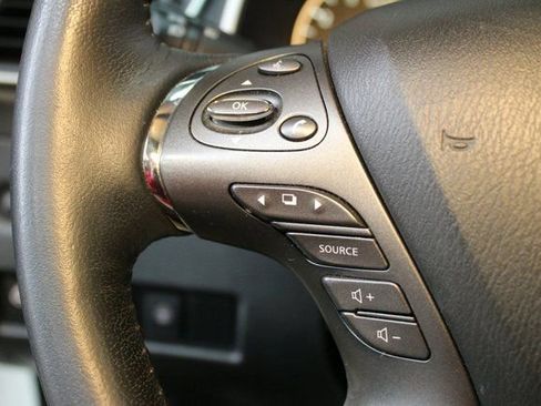 Used 2019 Nissan Murano SL image 25