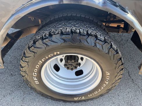 Used 2020 Ford F350 XL w/ Power Equipment Group image 11