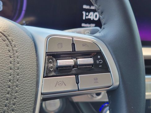 Used 2025 Kia Telluride S FWD image 19