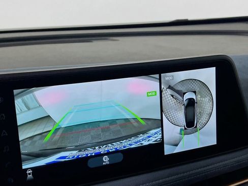 Used 2025 Nissan Ariya Platinum image 13