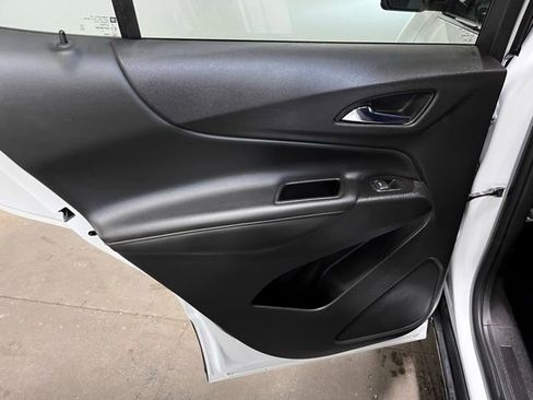 Used 2021 Chevrolet Equinox Premier FWD image 16