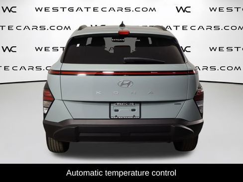 Used 2024 Hyundai Kona SEL AWD/4WD image 4