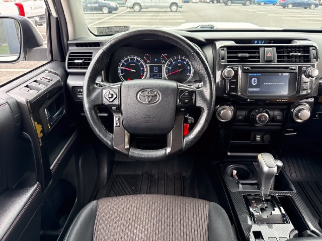 Used 2018 Toyota 4Runner TRD Off-Road AWD/4WD image 16