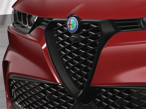 New 2025 Alfa Romeo Tonale image 14
