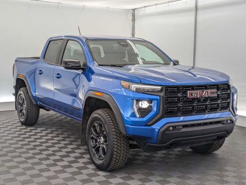 Used 2024 GMC Canyon Elevation w/ Convenience Package AWD/4WD image 8