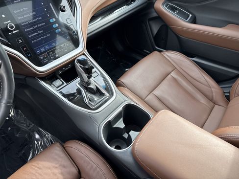 Used 2022 Subaru Outback Touring w/ Popular Package #2 image 26