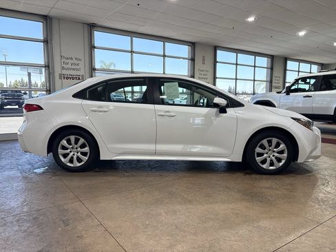 Certified 2024 Toyota Corolla LE FWD image 3