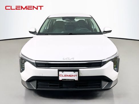 Used 2025 Kia K4 FWD image 3