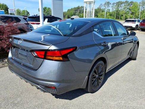 New 2026 Nissan Altima 2.5 SV w/ SV Special Edition Package FWD image 3