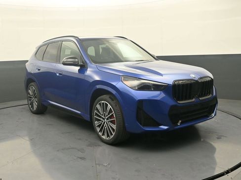 New 2026 BMW X1 xDrive28i w/ Technology Package AWD/4WD image 3
