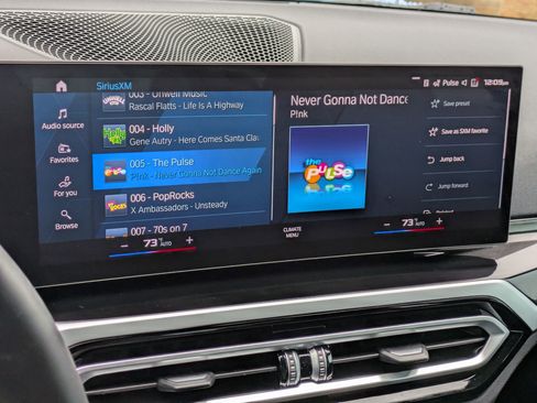 Used 2024 BMW M2 w/ Lighting Package image 20