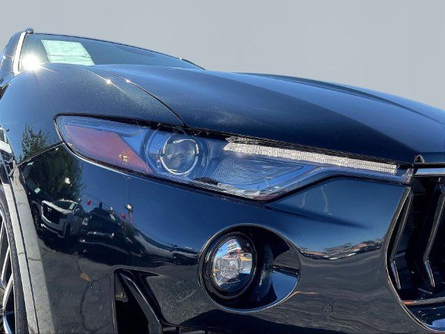 Used 2022 Maserati Levante GT AWD/4WD image 34