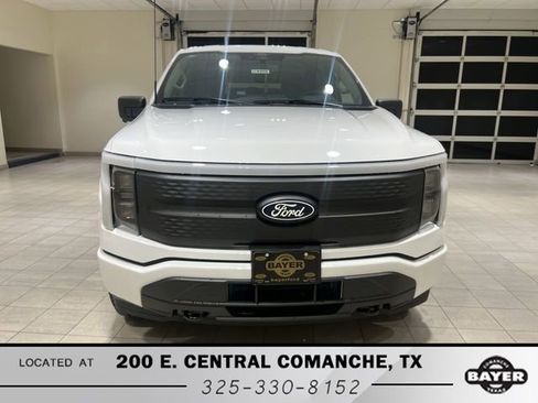 New 2025 Ford F150 Lightning XLT image 8