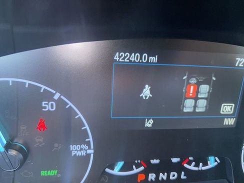 Used 2022 Ford Maverick XLT w/ XLT Luxury Package FWD image 3