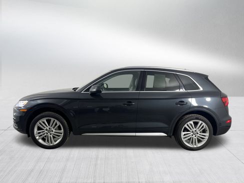 Used 2018 Audi Q5 Prestige w/ Prestige Package image 4
