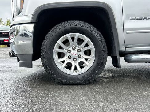 Certified 2019 GMC Sierra 1500 SLE w/ SLE Value Package AWD/4WD image 30
