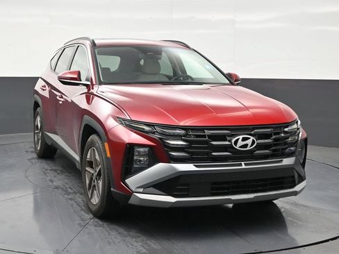 Used 2025 Hyundai Tucson SEL FWD image 7