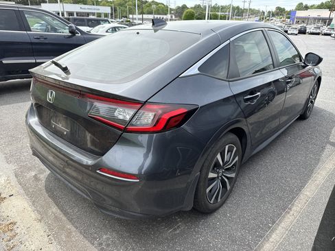 Used 2024 Honda Civic EX-L image 10