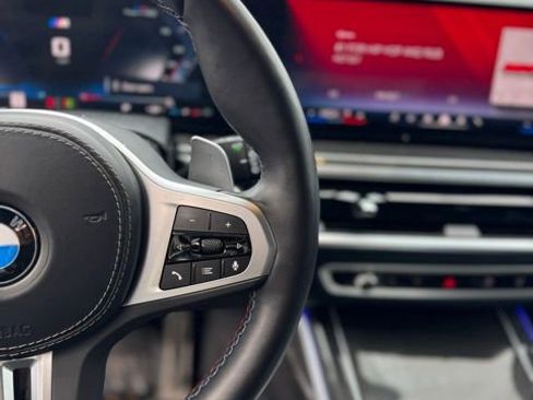 Used 2024 BMW X7 M60i w/ Executive Package image 12