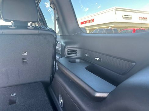 New 2026 Jeep Grand Wagoneer Limited AWD/4WD image 9