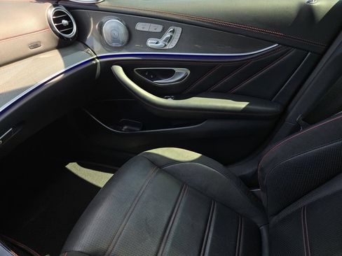 Used 2019 Mercedes-Benz E 53 AMG 4MATIC Sedan image 25