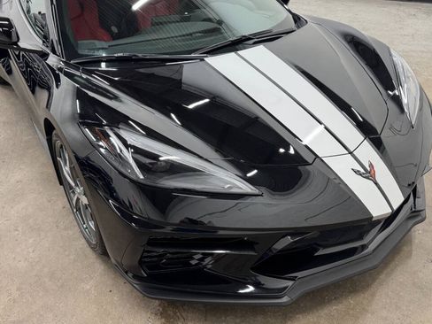 Used 2020 Chevrolet Corvette Stingray Coupe w/ Z51 Performance Package RWD image 3