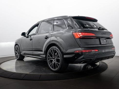 Certified 2025 Audi Q7 3.0T Prestige w/ Prestige Package AWD/4WD image 5