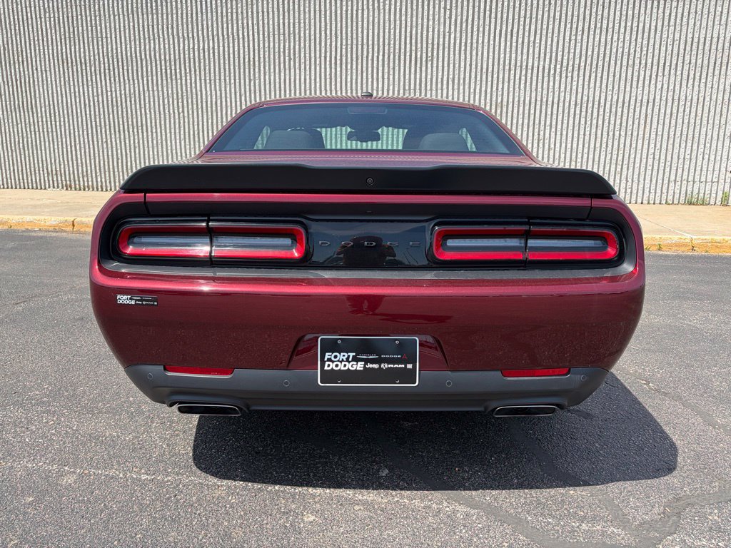 Used 2023 Dodge Challenger R/T w/ Blacktop Package RWD image 5