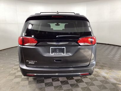 Used 2019 Chrysler Pacifica Touring-L Plus w/ Tire & Wheel Group