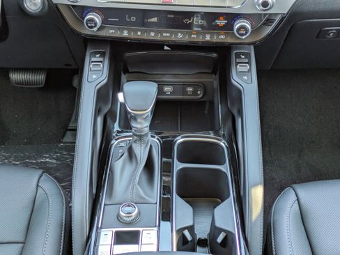 New 2025 Kia Telluride EX image 25