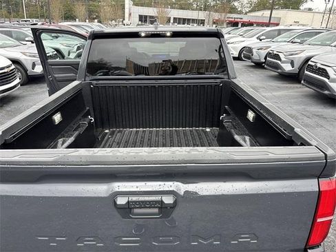Used 2025 Toyota Tacoma SR image 23